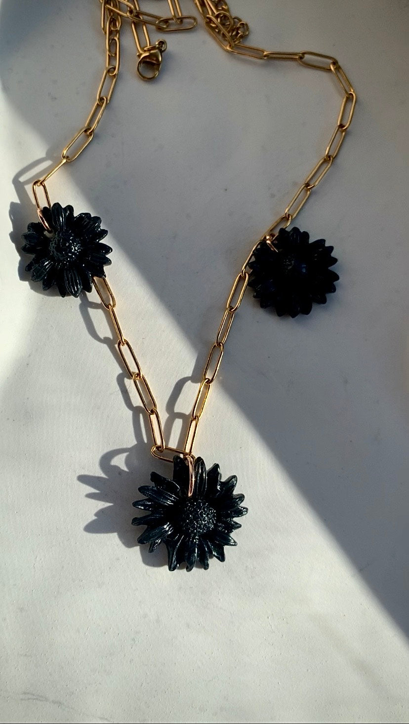 Collier DARK FLOWER