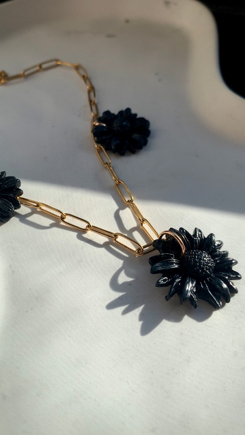 Collier DARK FLOWER