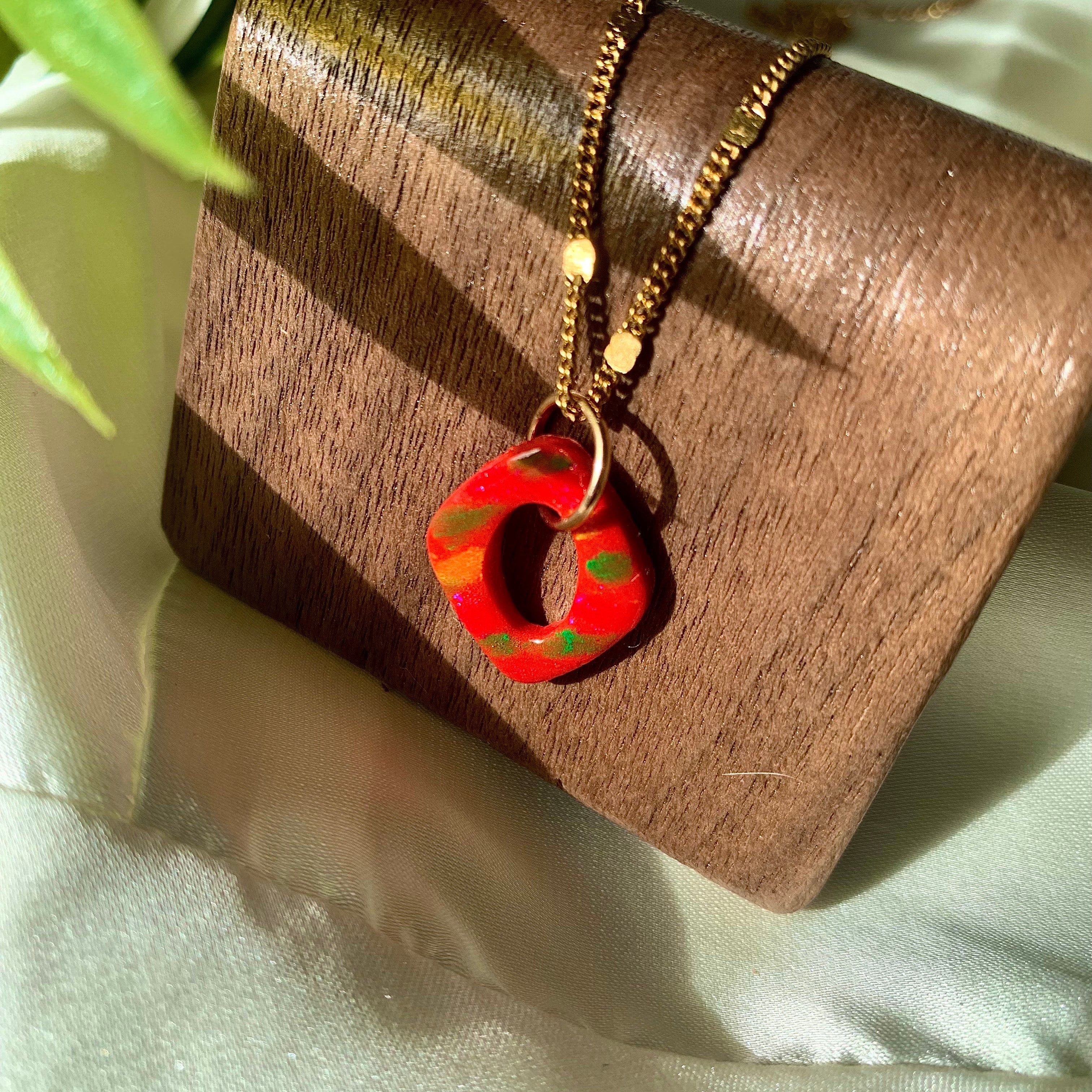 Collier ARA