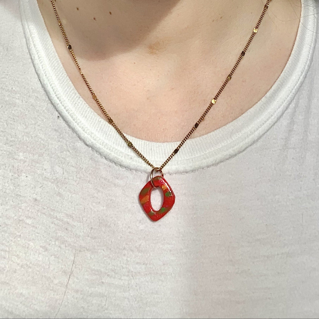 Collier ARA